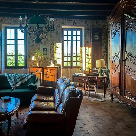 Le Manoir Enchante Nocleg ze śniadaniem *