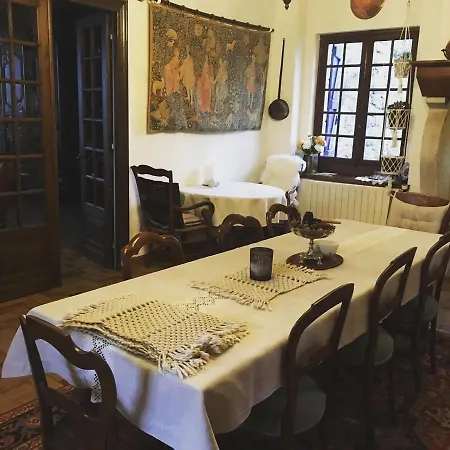 Le Manoir Enchante *