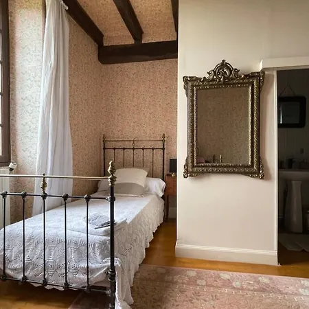 Le Manoir Enchante *